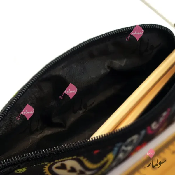 pencil case 05 05 c جامدادی کوچک قابل حمل مدل مثلث برزنتی طرح بته جقه